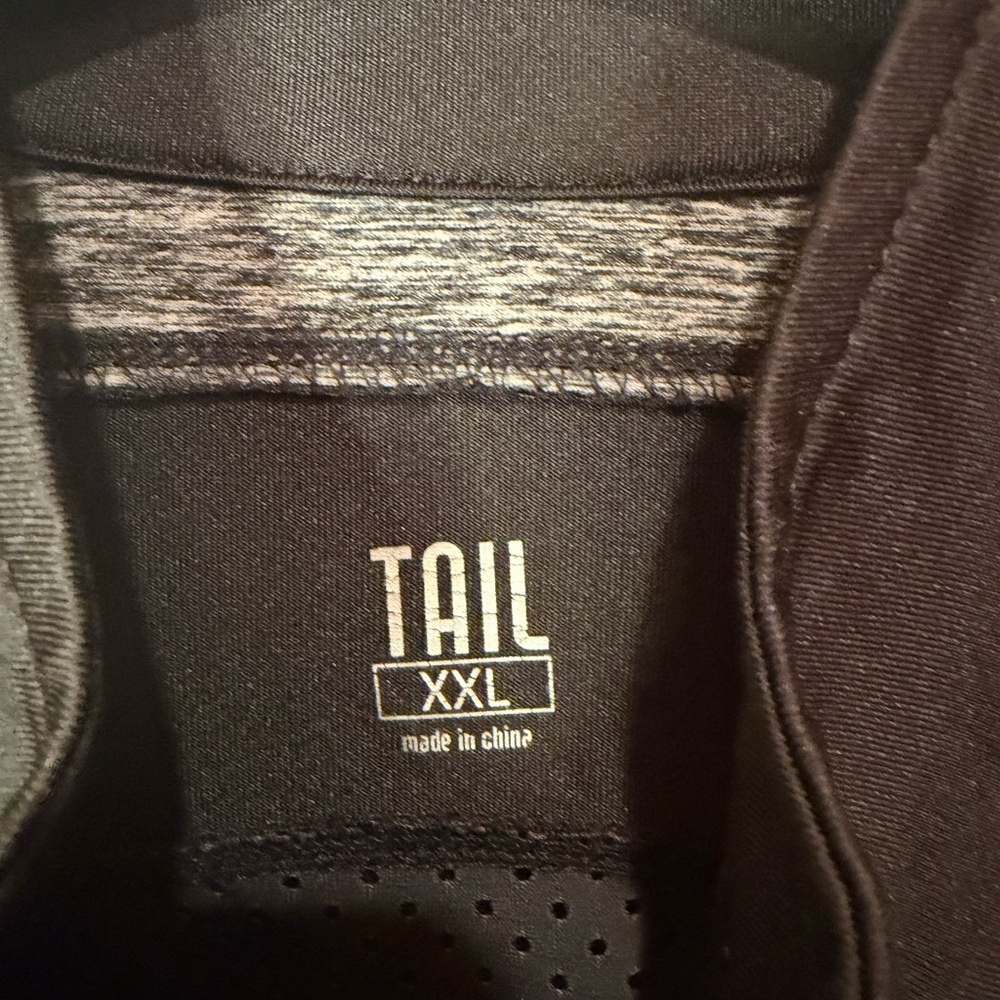 Extraordinary TAIL Women's Gray and Black Tennis XXL Jacket and XL Pants - Picture 5 of 9